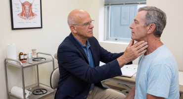 מתיחת צוואר ישירה לגברים (Direct Neck Lift)
